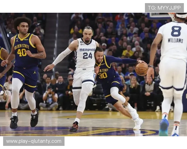 太阳客场战灰熊，布克狄龙防守对决